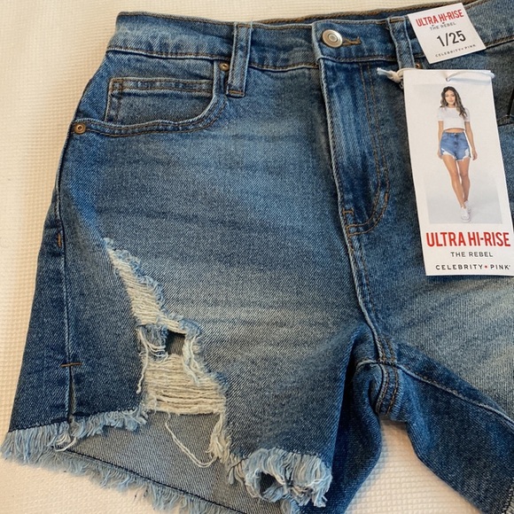 Celebrity Pink Ultra Hi Rise The Rebel Distressed Woman’s Jeans Shorts size 1 - Picture 4 of 12
